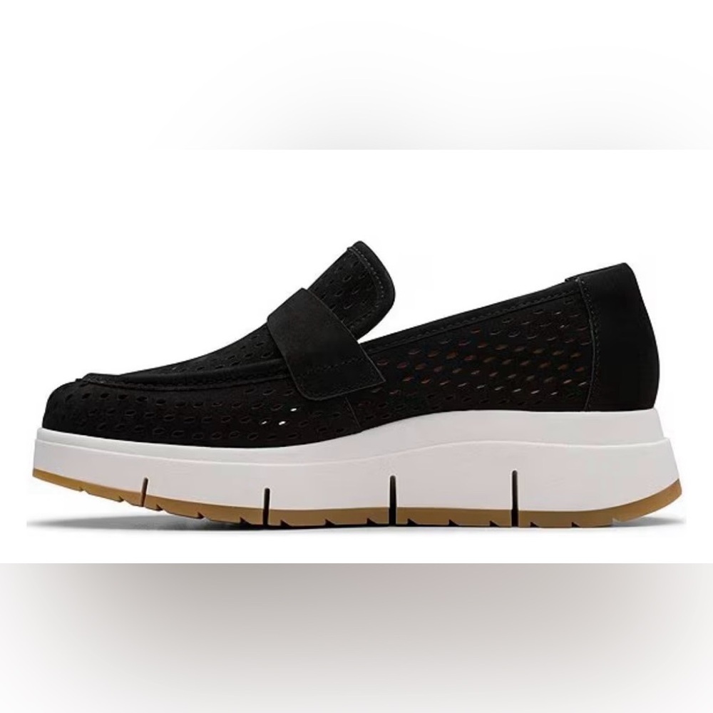 Clarks Loriini Edge Black Nubuck Suede Perforated Platform Loafers NIB Sz 10 - Picture 3 of 11